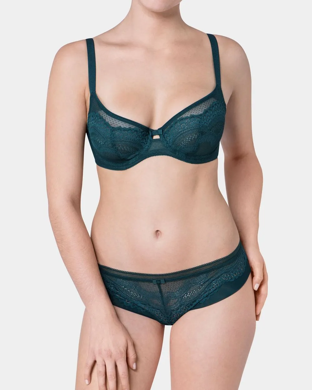 Beauty-Full Darling Underwire Bra