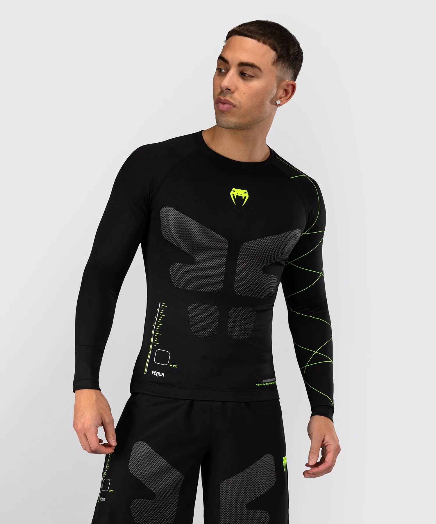 Venum Training Camp 4.0 Long Sleeve Rashguard - Black/Neon Green